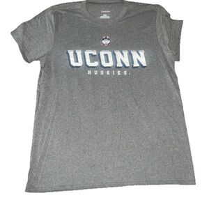 UCONN Huskies T Shirt By Captivating NWOT Mens Sz L Dri Fit Style Material